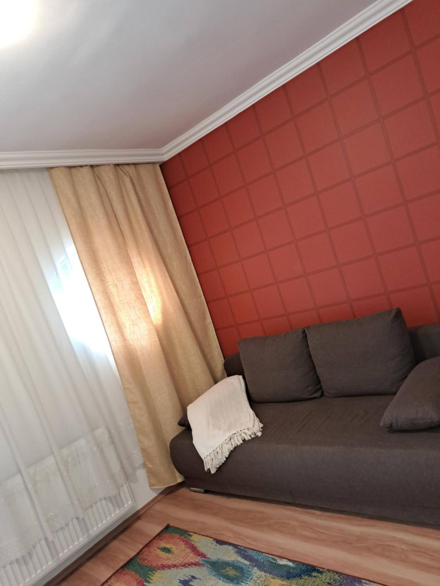 Orient Apartmanhaz Eger Ngoại thất bức ảnh