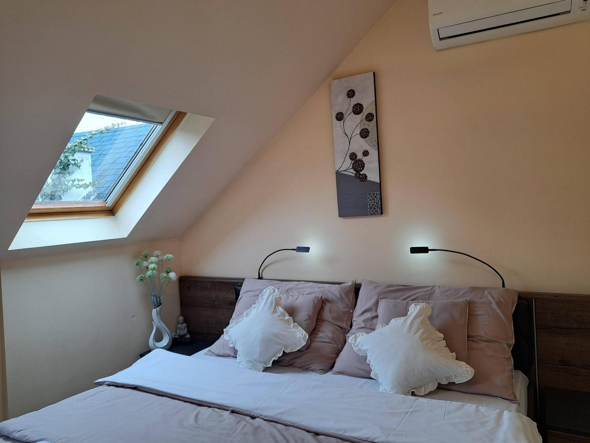 Orient Apartmanhaz Eger Ngoại thất bức ảnh