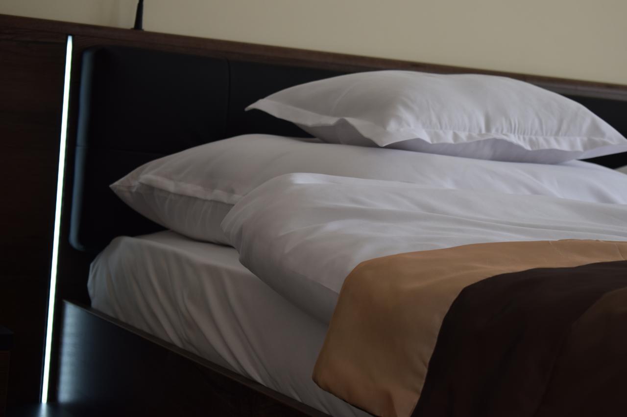 Orient Apartmanhaz Eger Ngoại thất bức ảnh